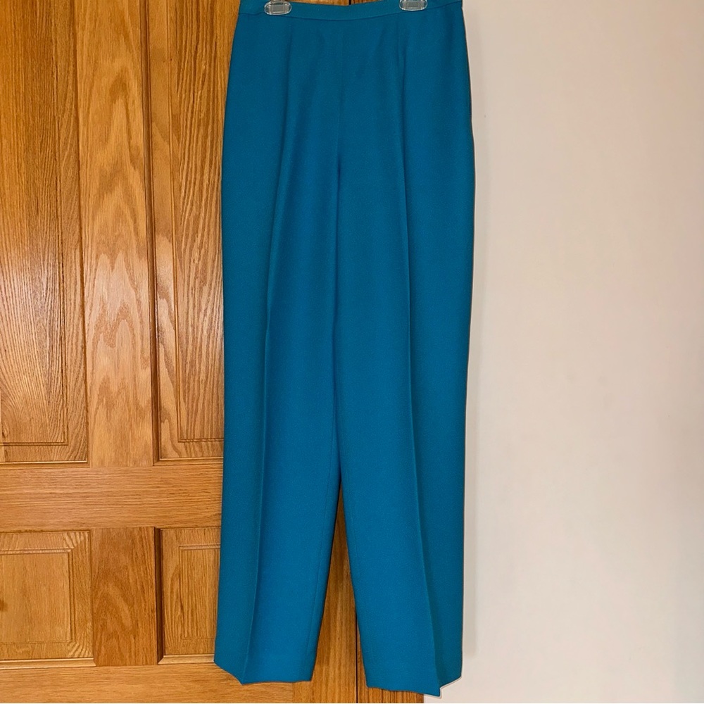 Casual Corner classic pants size 4